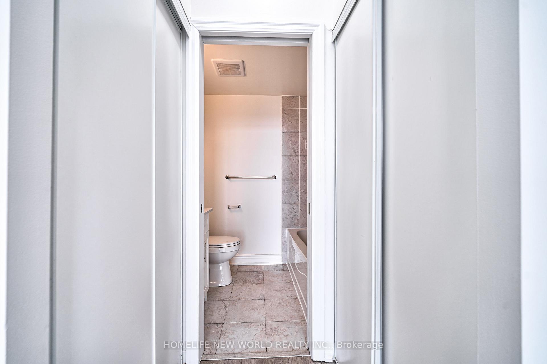 Photo 15 of Unit 2209, 225 Webb Drive, Mississauga, City Centre — HOMEH