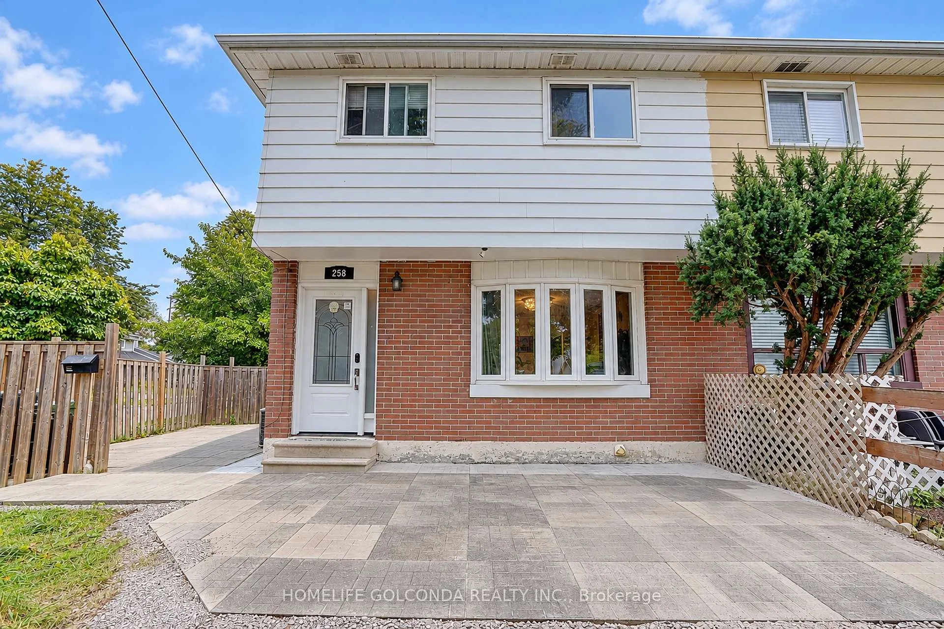 Photo 5 of 258 Hollyberry Trail, North York, Hillcrest Village — HOMEH