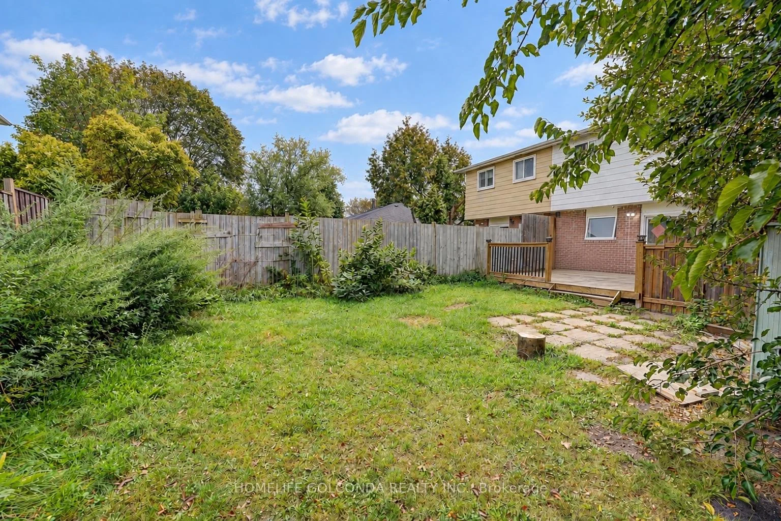 Photo 10 of 258 Hollyberry Trail, North York, Hillcrest Village — HOMEH