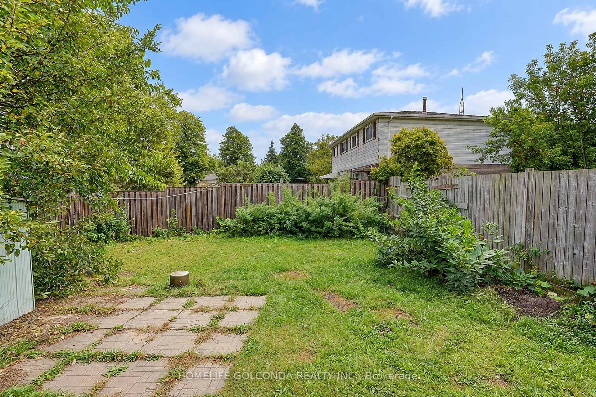 Photo 11 of 258 Hollyberry Trail, North York, Hillcrest Village — HOMEH