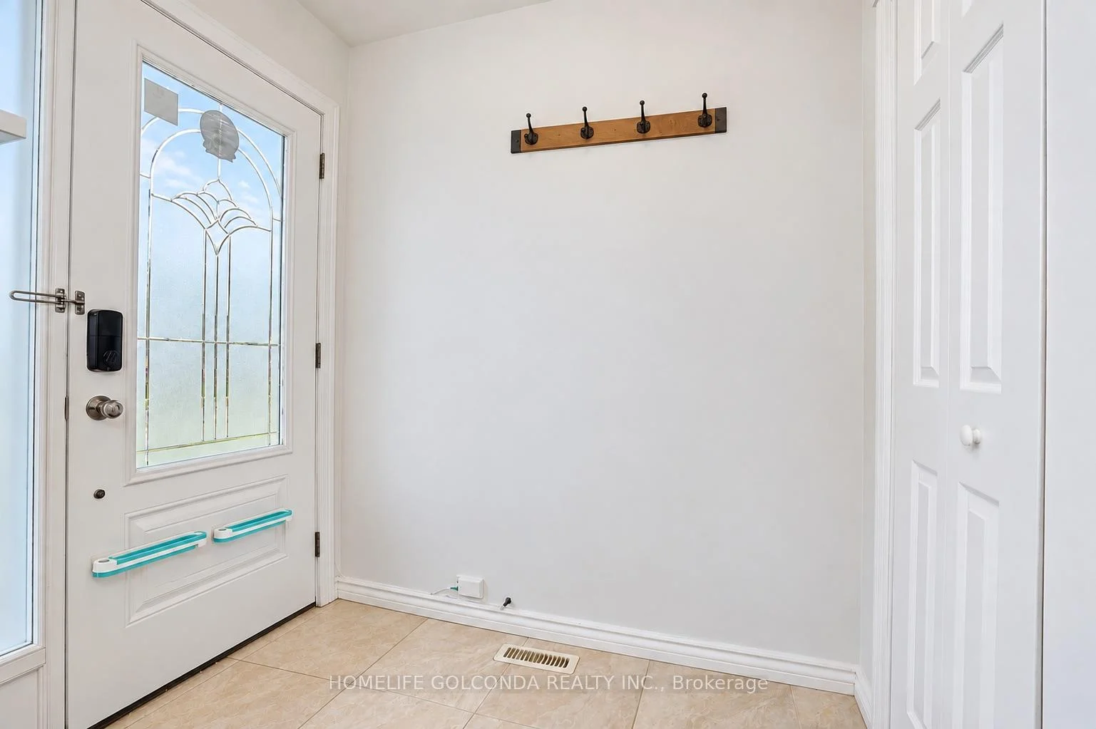 Photo 12 of 258 Hollyberry Trail, North York, Hillcrest Village — HOMEH