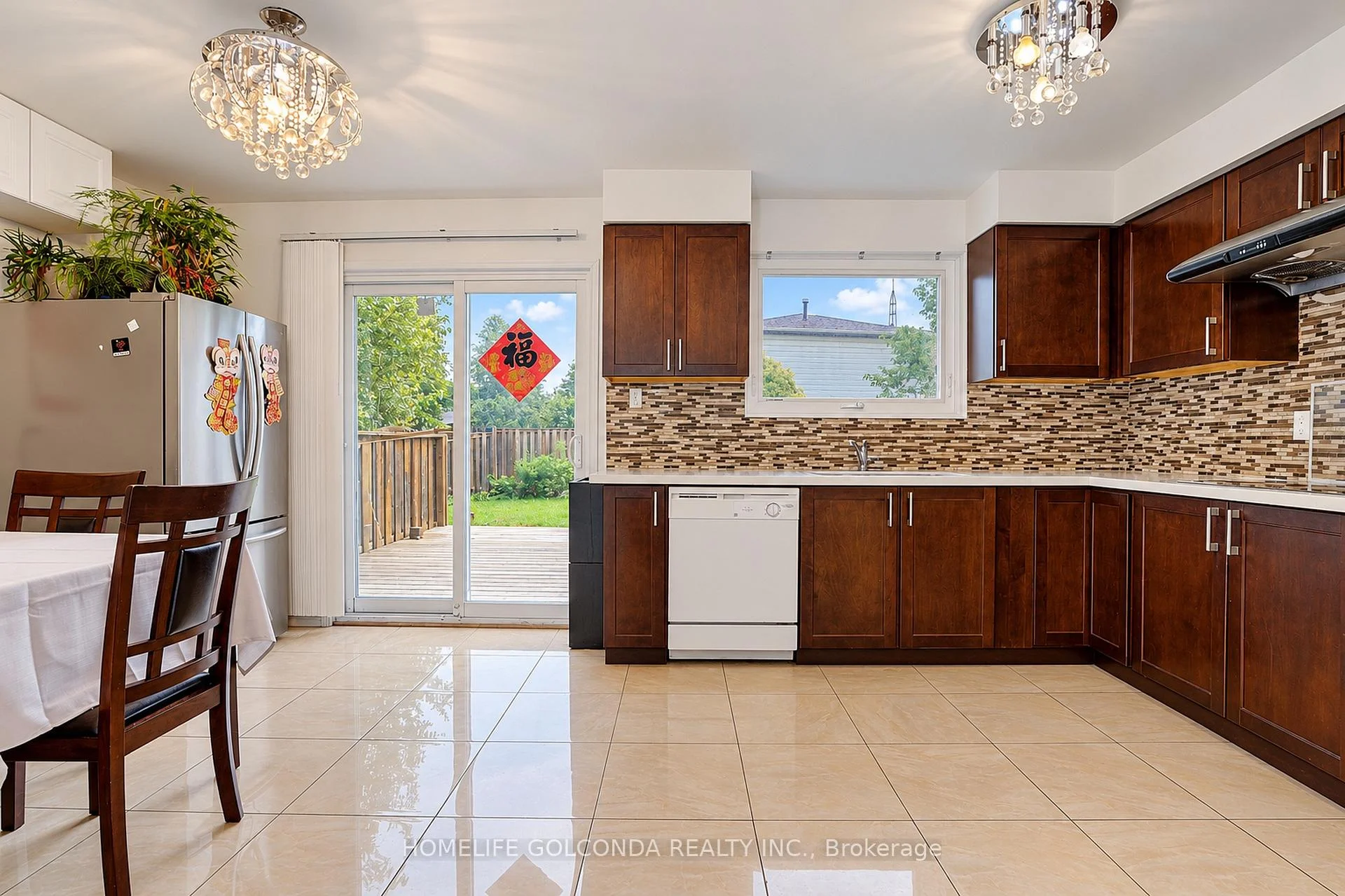 Photo 18 of 258 Hollyberry Trail, North York, Hillcrest Village — HOMEH