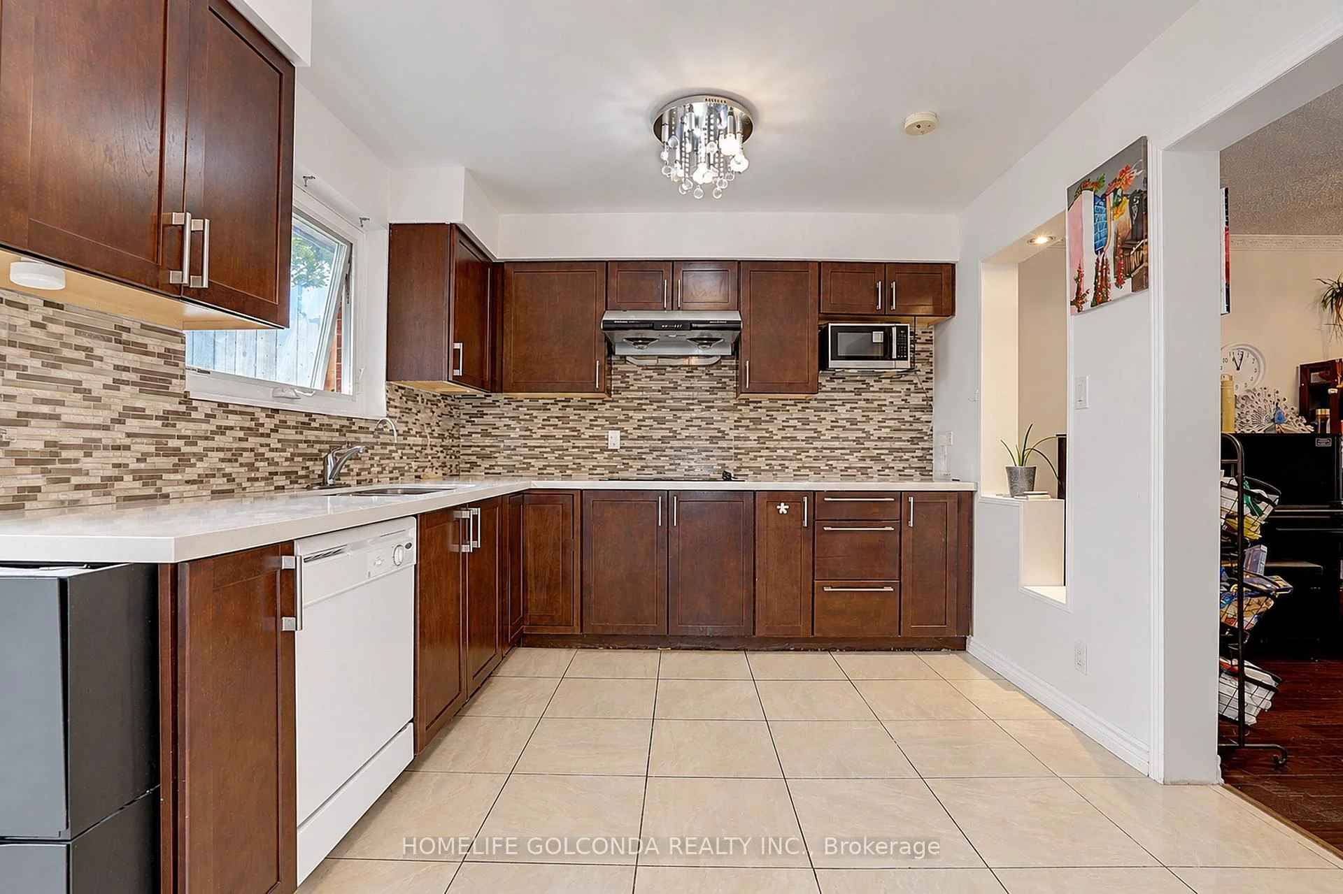 Photo 20 of 258 Hollyberry Trail, North York, Hillcrest Village — HOMEH