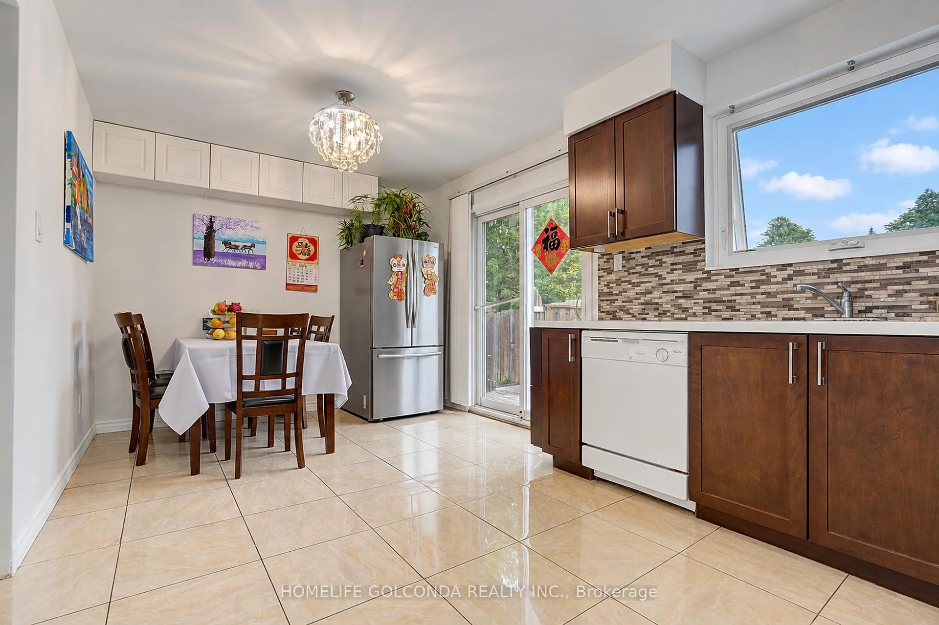 Photo 21 of 258 Hollyberry Trail, North York, Hillcrest Village — HOMEH