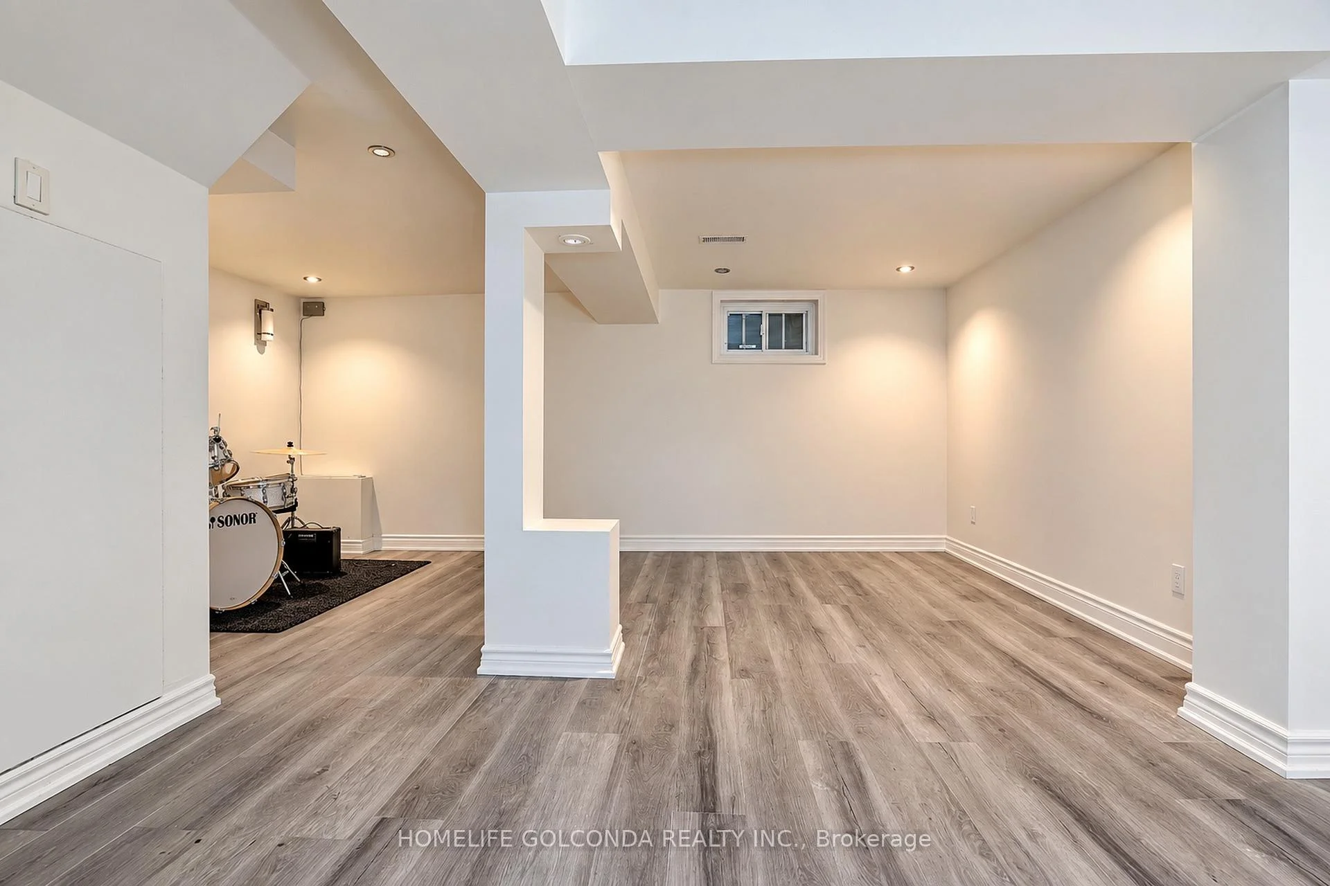 Photo 30 of 258 Hollyberry Trail, North York, Hillcrest Village — HOMEH