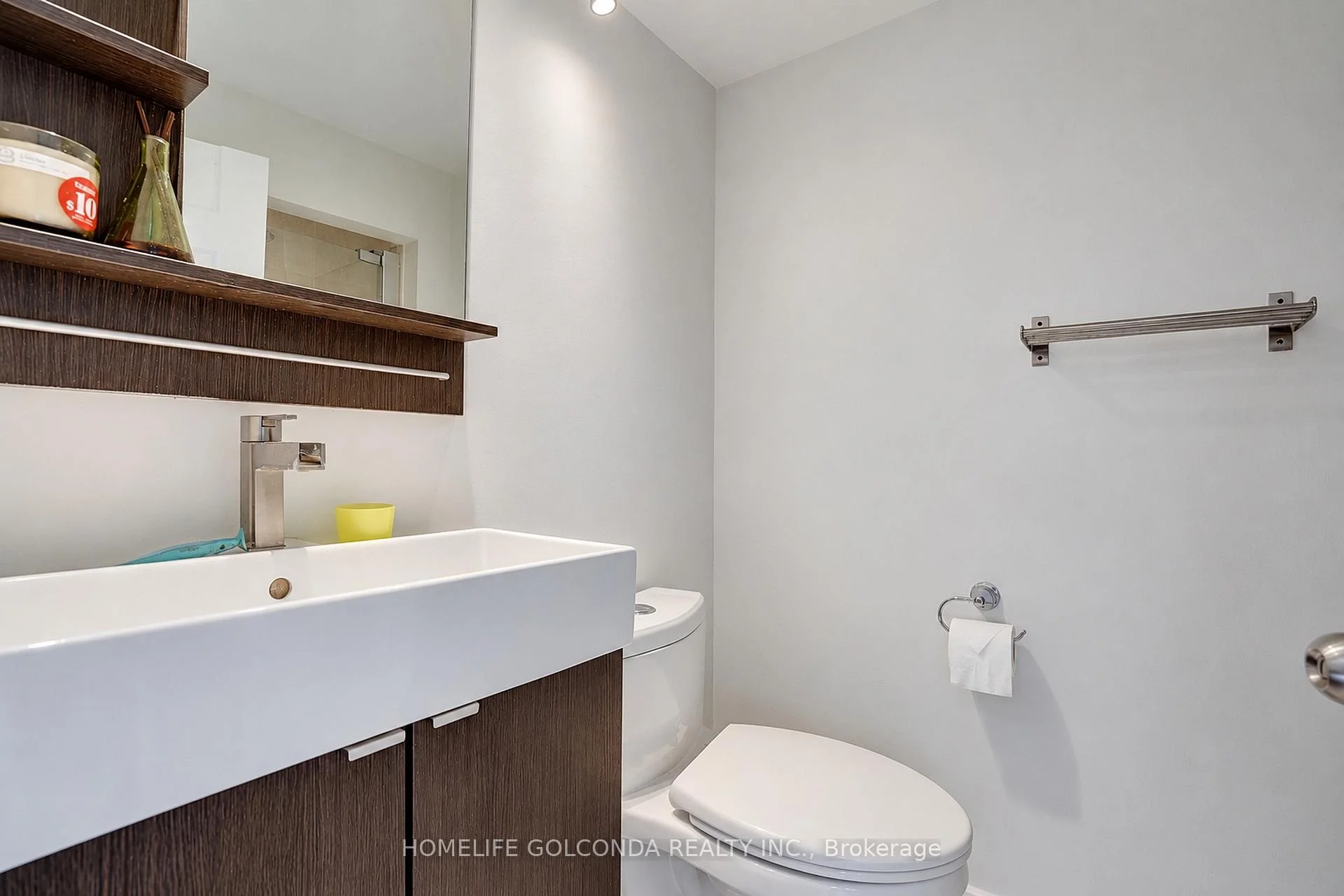 Photo 33 of 258 Hollyberry Trail, North York, Hillcrest Village — HOMEH