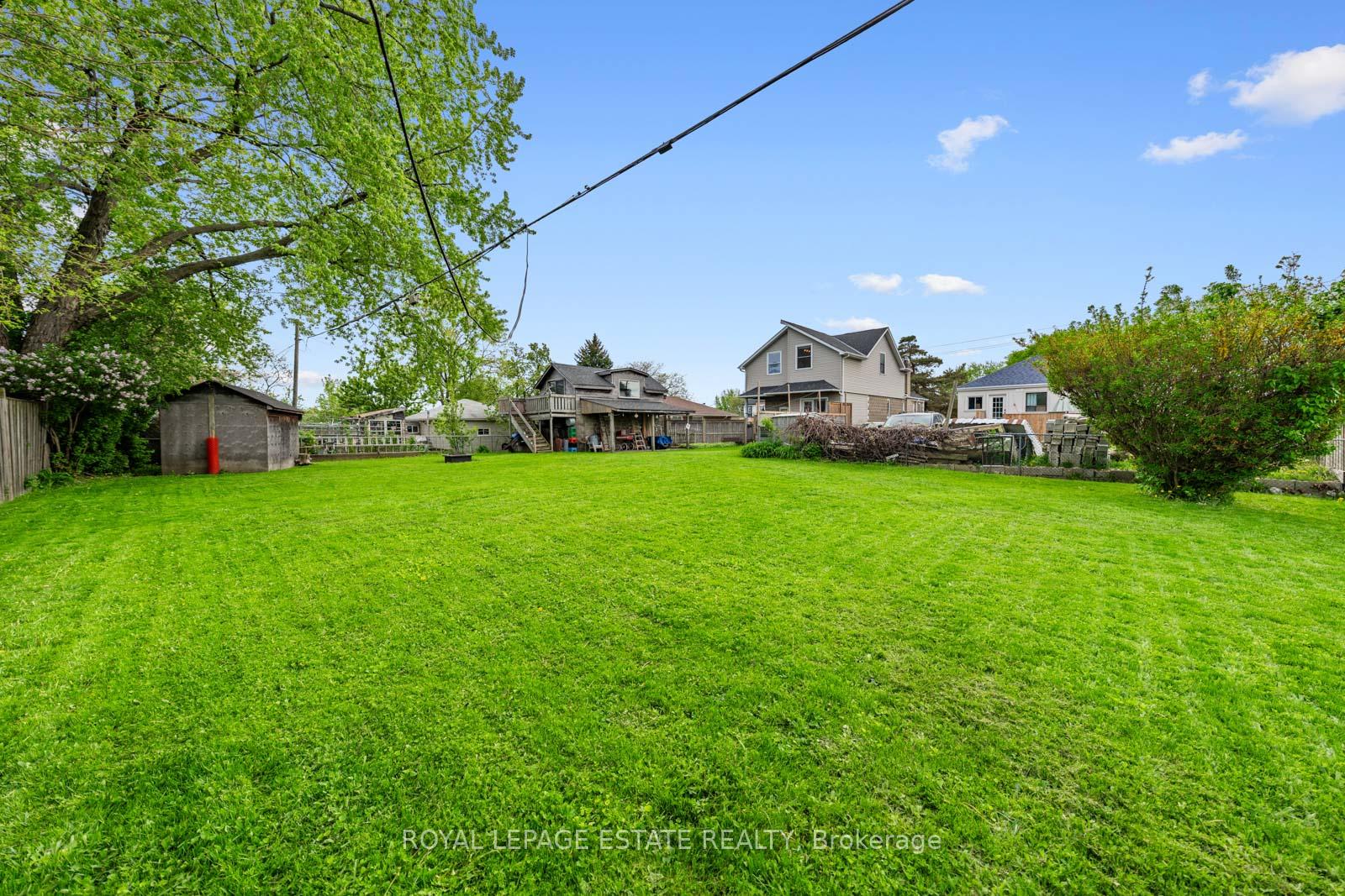 Photo 45 of 601 Pharmacy Avenue, Scarborough, Clairlea-Birchmount — HOMEH
