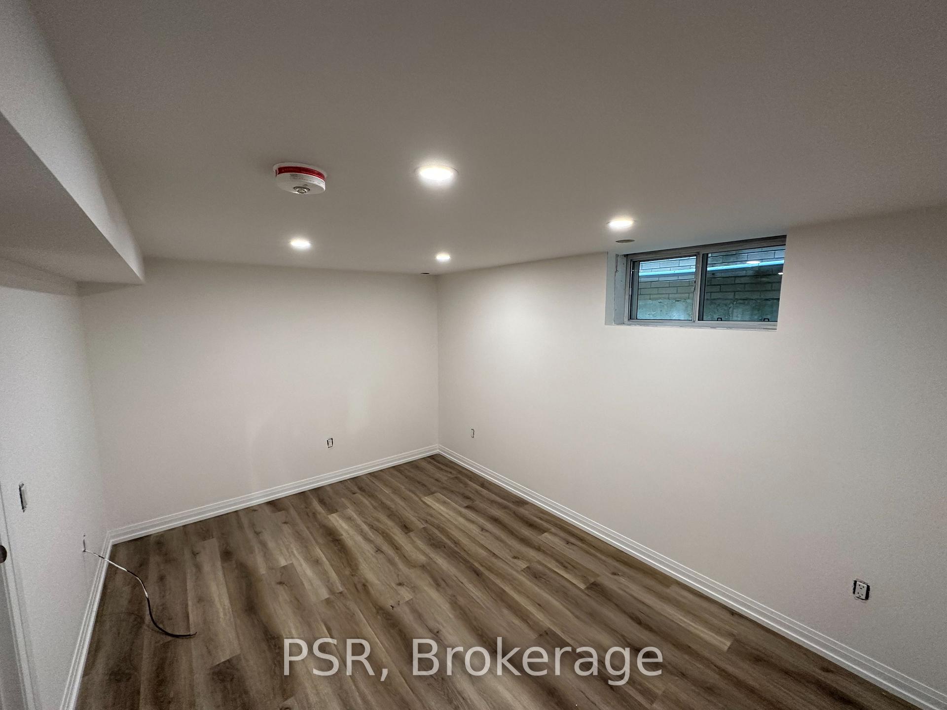 Photo 6 of Unit Lower, 25 Coulson Avenue, Toronto, Forest Hill South — HOMEH