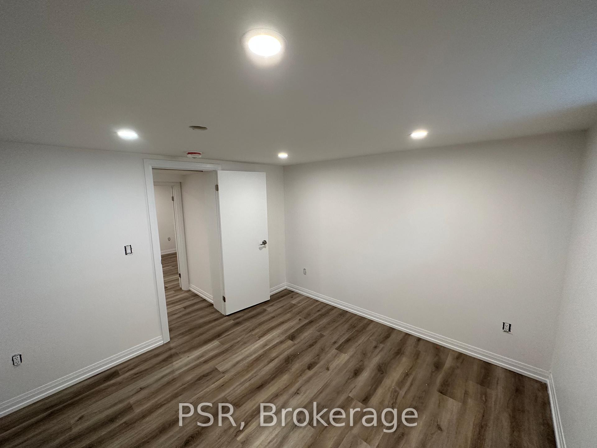 Photo 8 of Unit Lower, 25 Coulson Avenue, Toronto, Forest Hill South — HOMEH