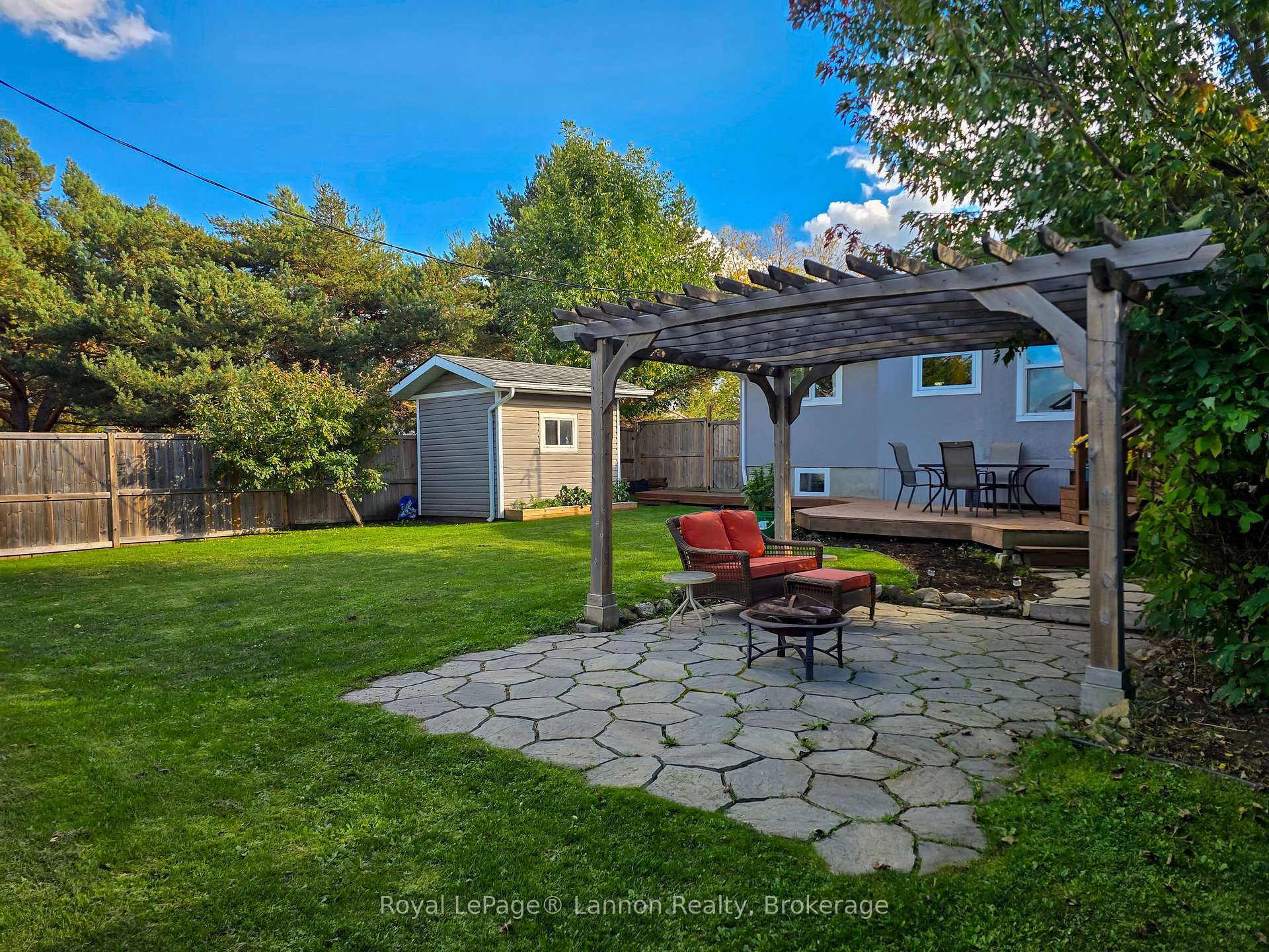 Photo 5 of 115 Newberry Crescent, Thunder Bay, Northwood Park — HOMEH