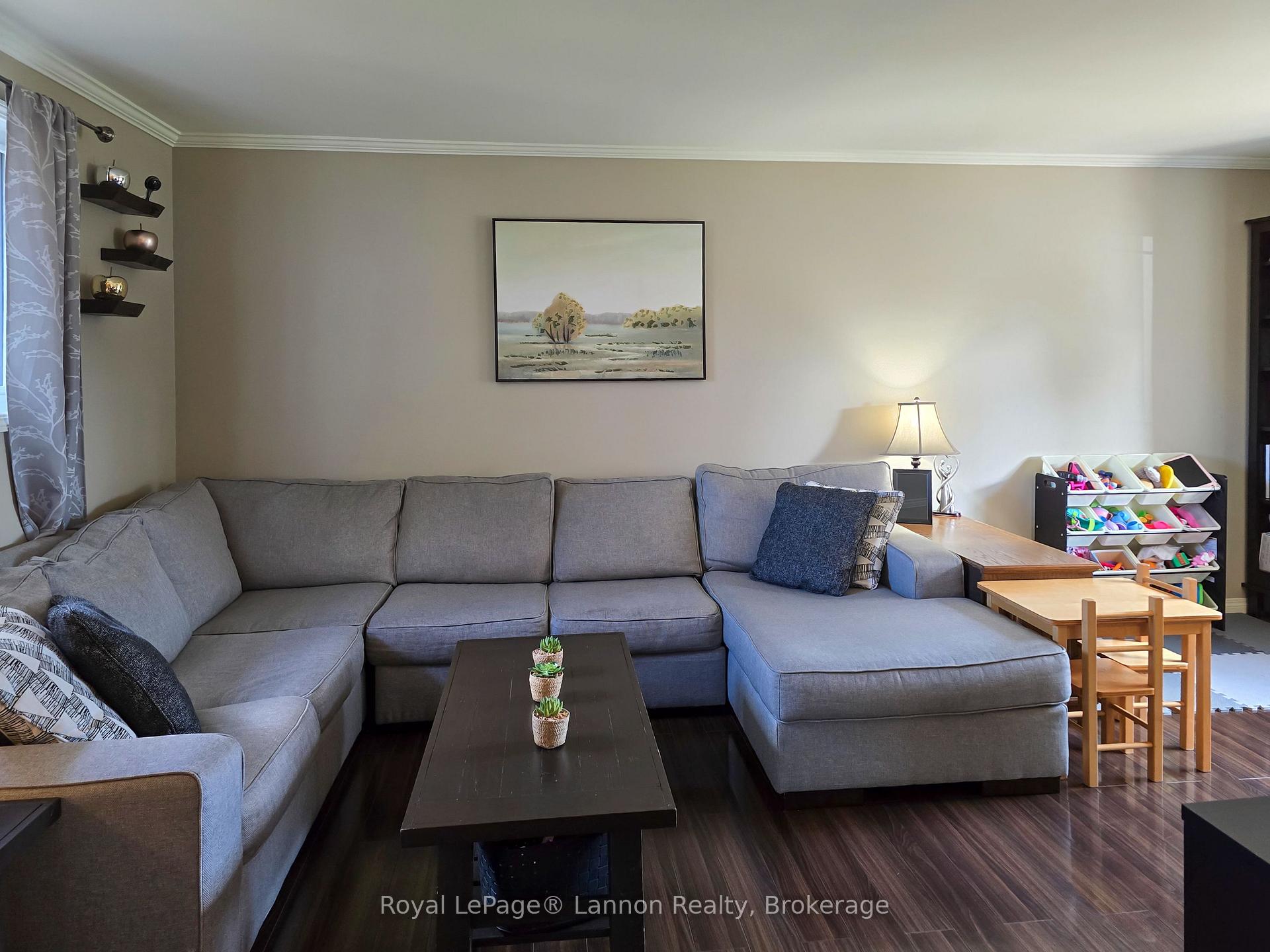 Photo 16 of 115 Newberry Crescent, Thunder Bay, Northwood Park — HOMEH