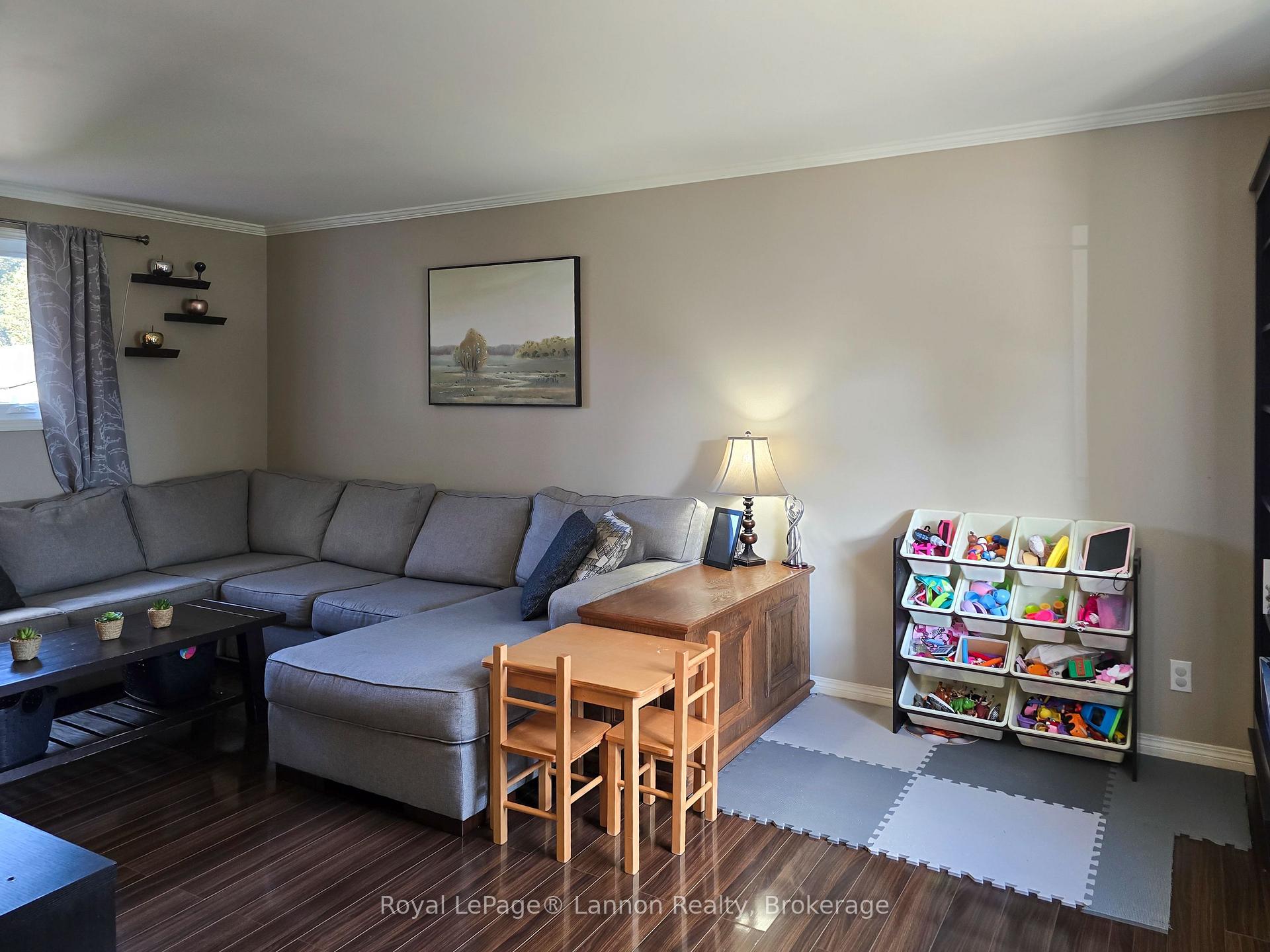Photo 17 of 115 Newberry Crescent, Thunder Bay, Northwood Park — HOMEH