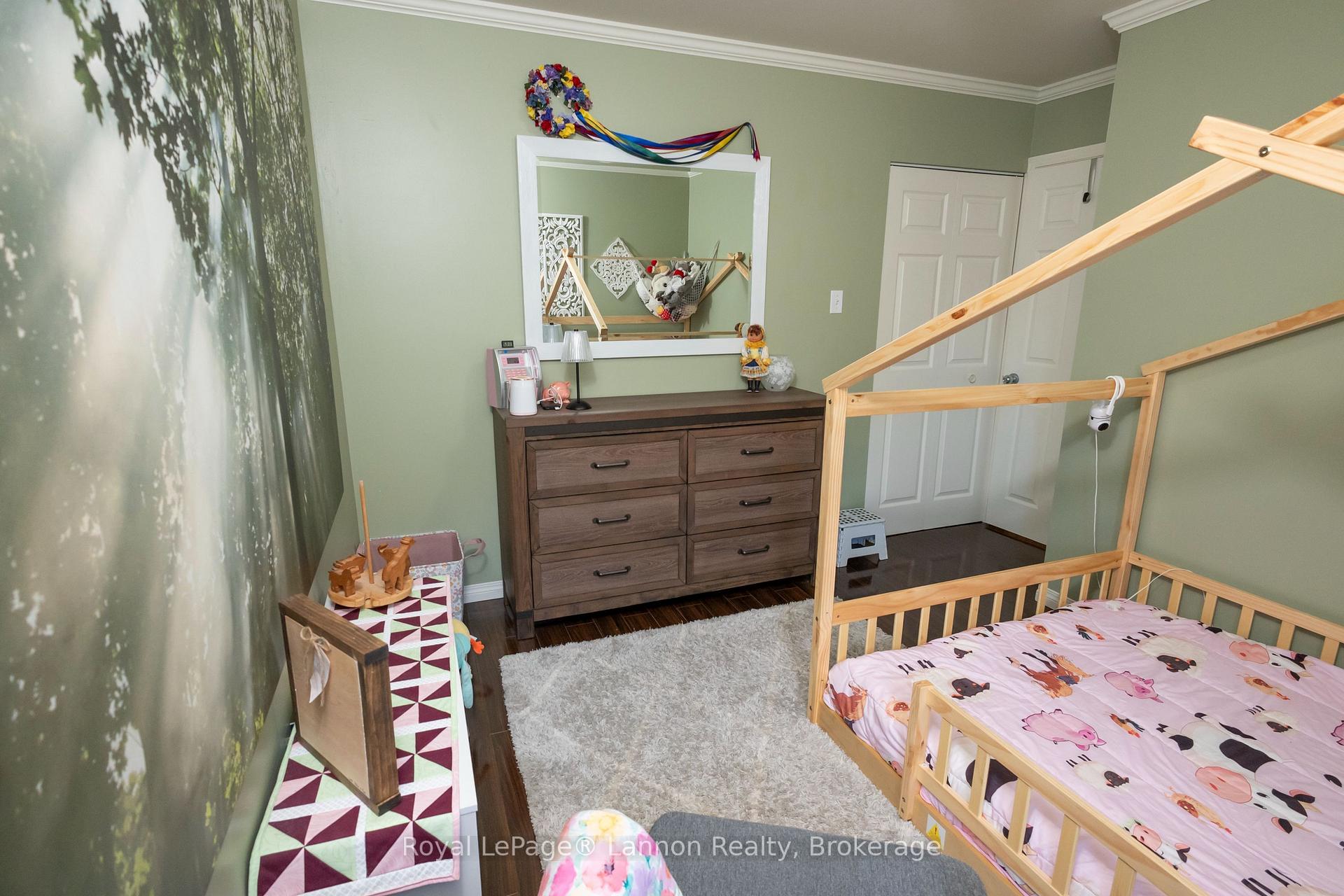 Photo 31 of 115 Newberry Crescent, Thunder Bay, Northwood Park — HOMEH