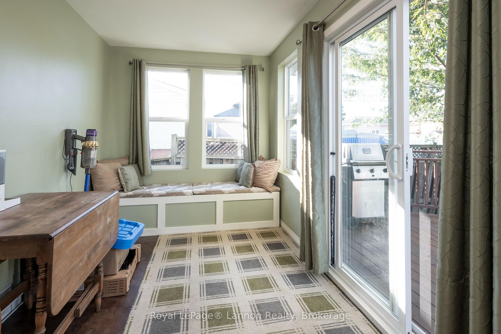 Photo 33 of 115 Newberry Crescent, Thunder Bay, Northwood Park — HOMEH