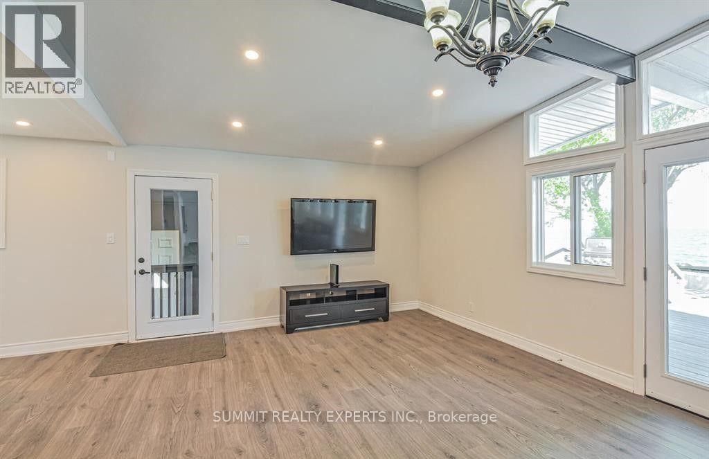 Photo 6 of 262 Cotterie Park, Leamington — HOMEH