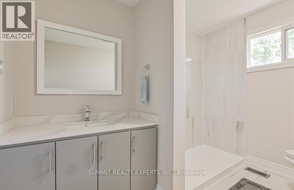 Photo 23 of 262 Cotterie Park, Leamington — HOMEH