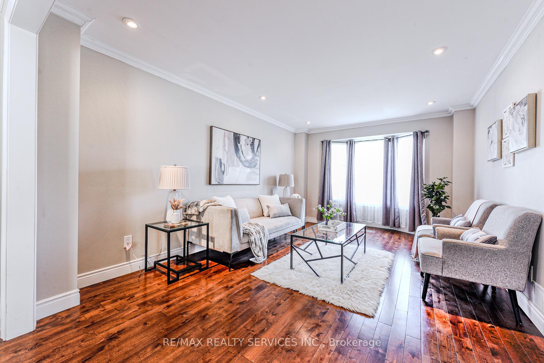 Photo 15 of 10 St Mark Place, Brampton, Northwood Park — HOMEH