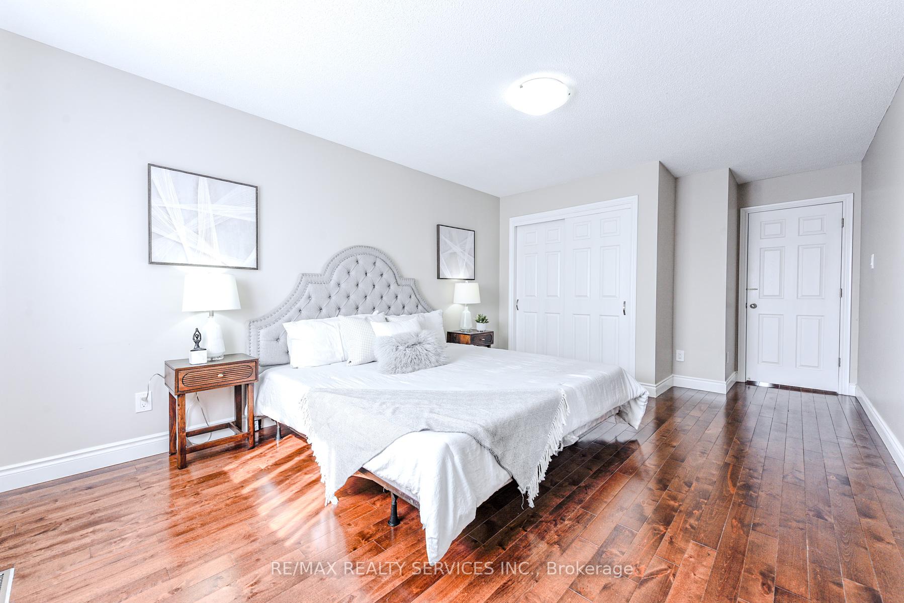 Photo 30 of 10 St Mark Place, Brampton, Northwood Park — HOMEH