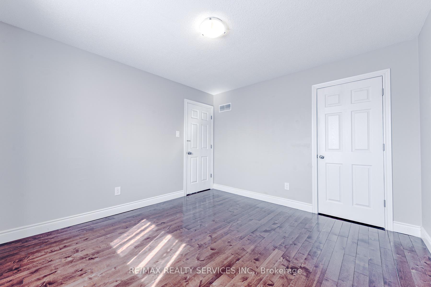 Photo 41 of 10 St Mark Place, Brampton, Northwood Park — HOMEH