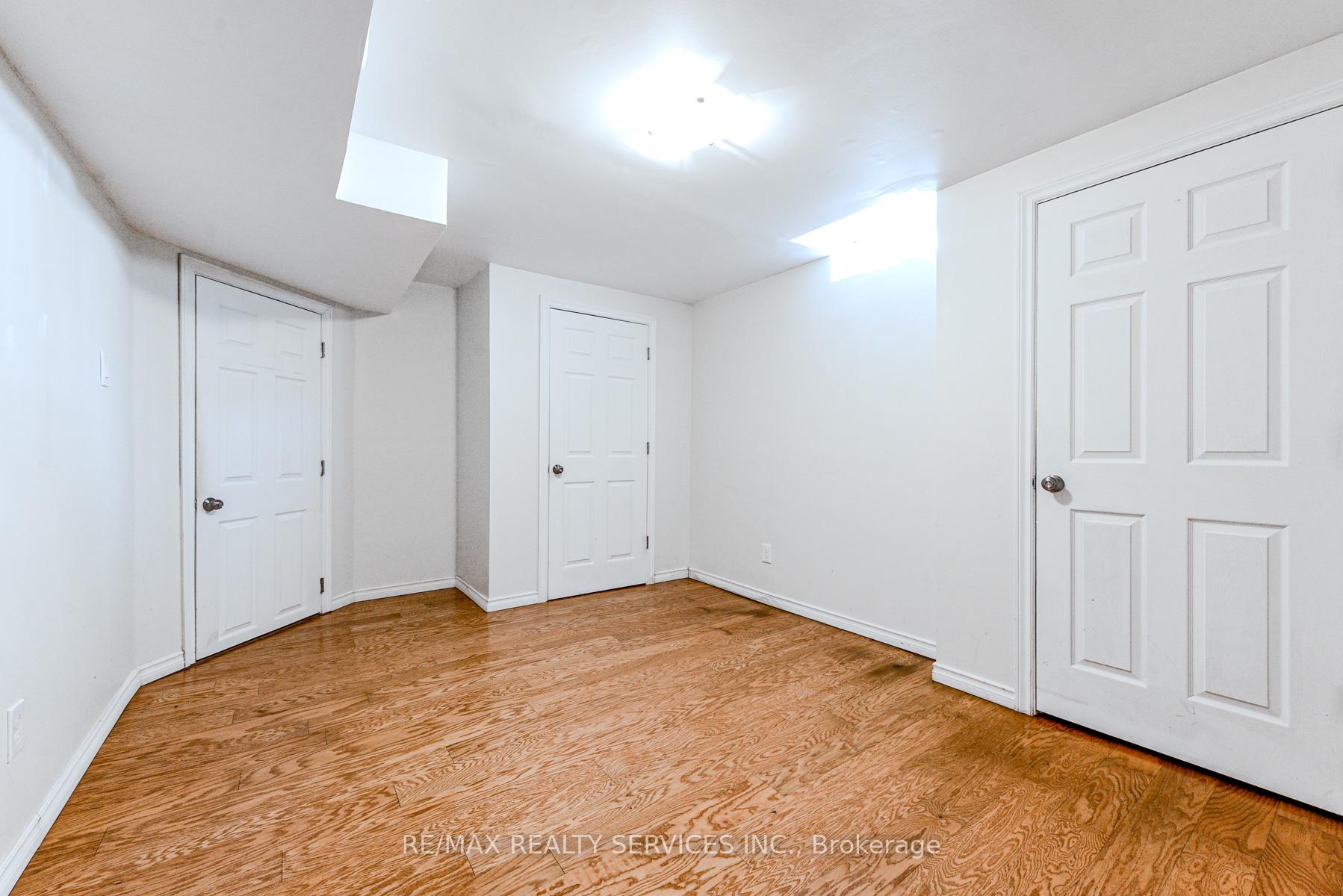 Photo 47 of 10 St Mark Place, Brampton, Northwood Park — HOMEH
