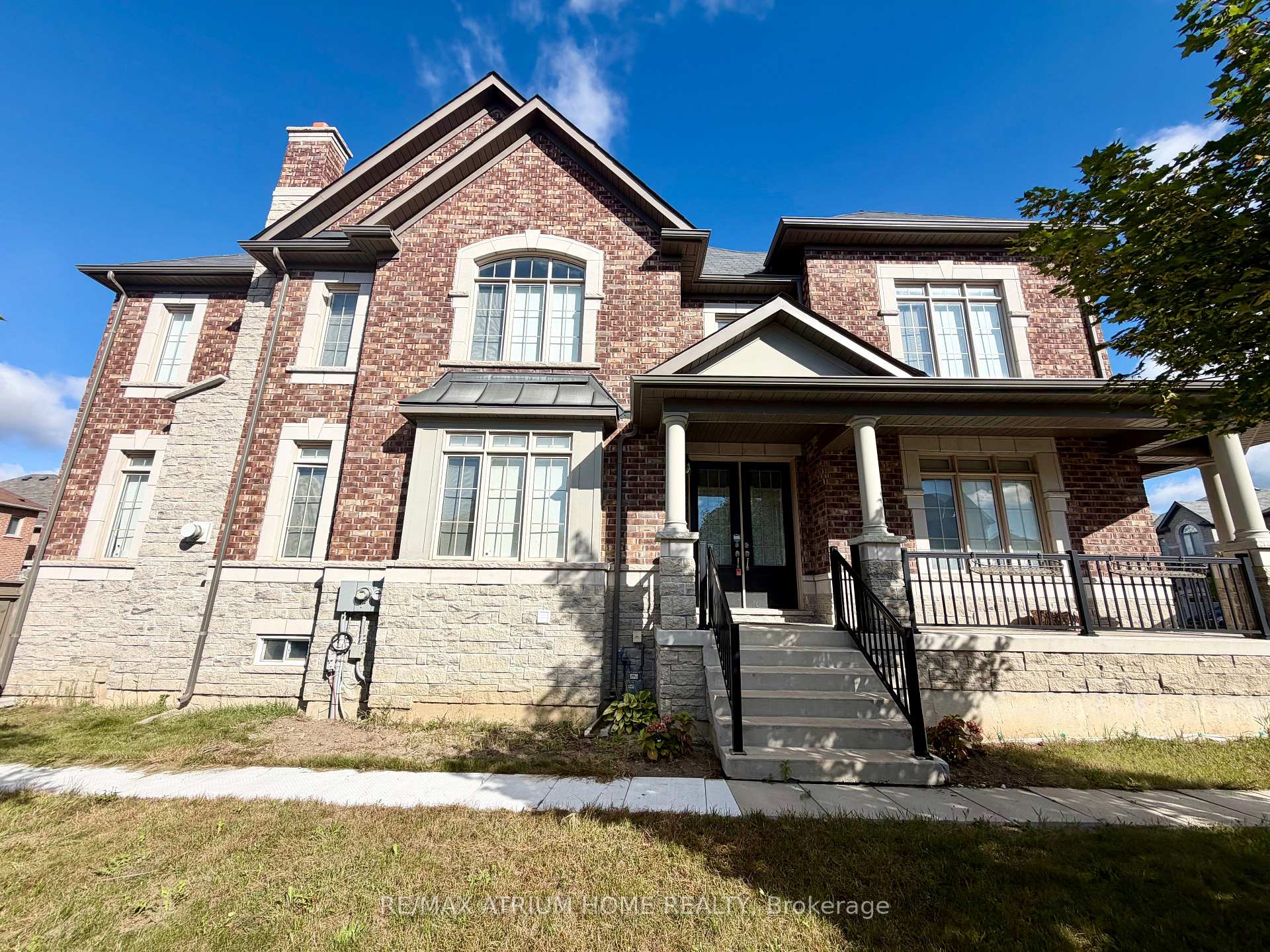 Photo 3 of 22 Duggan Street, Aurora, Rural Aurora — HOMEH