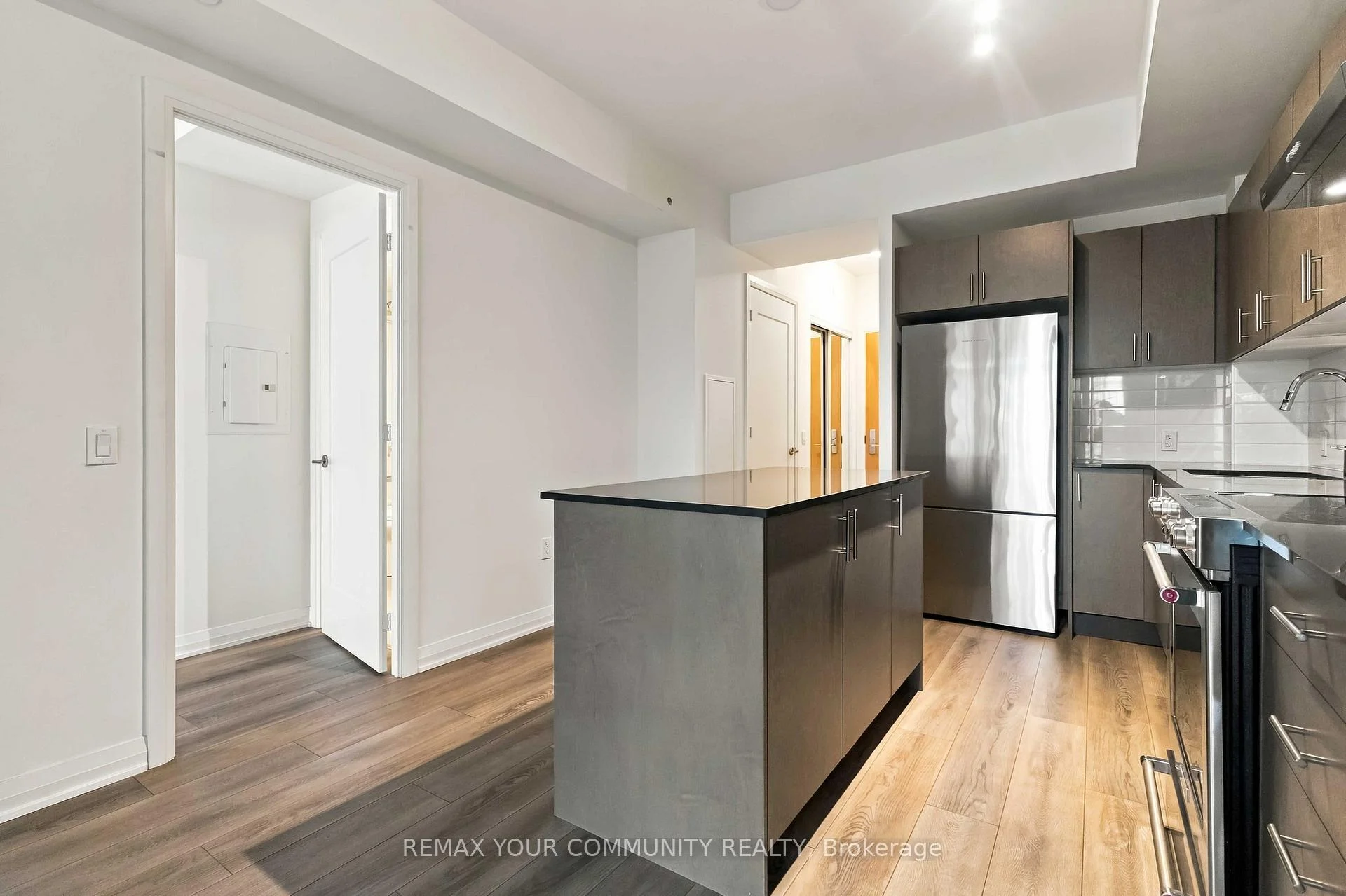 Photo 35 of Unit 1118, 8960 Jane Street, Vaughan, Vellore Village — HOMEH