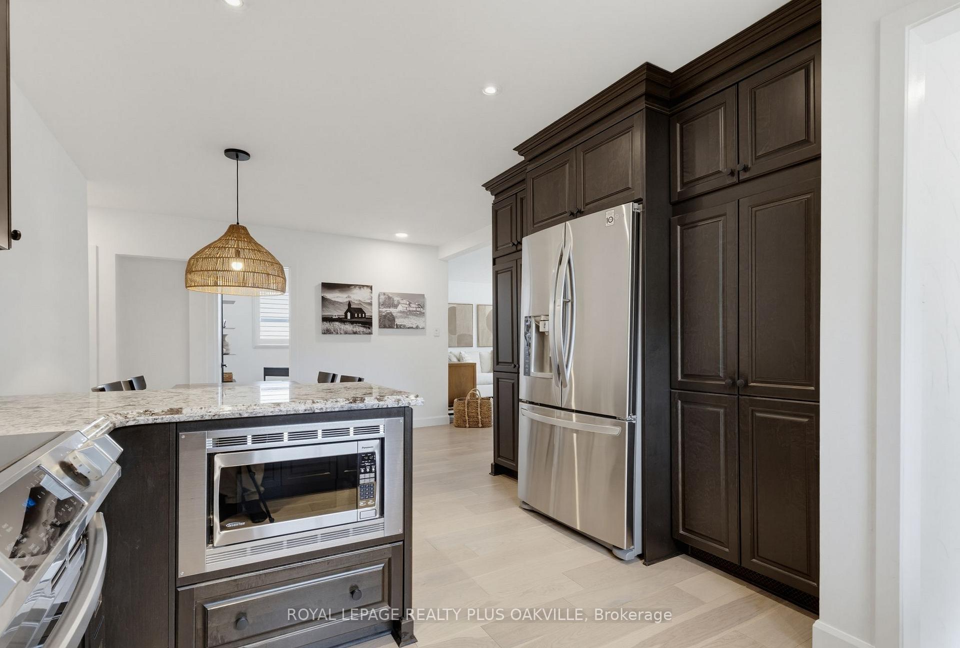 Photo 13 of 336 Tuck Drive, Burlington, Shoreacres — HOMEH