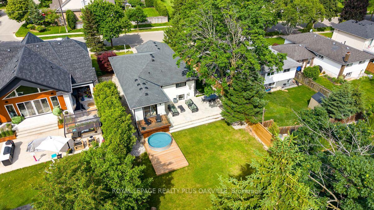Photo 34 of 336 Tuck Drive, Burlington, Shoreacres — HOMEH