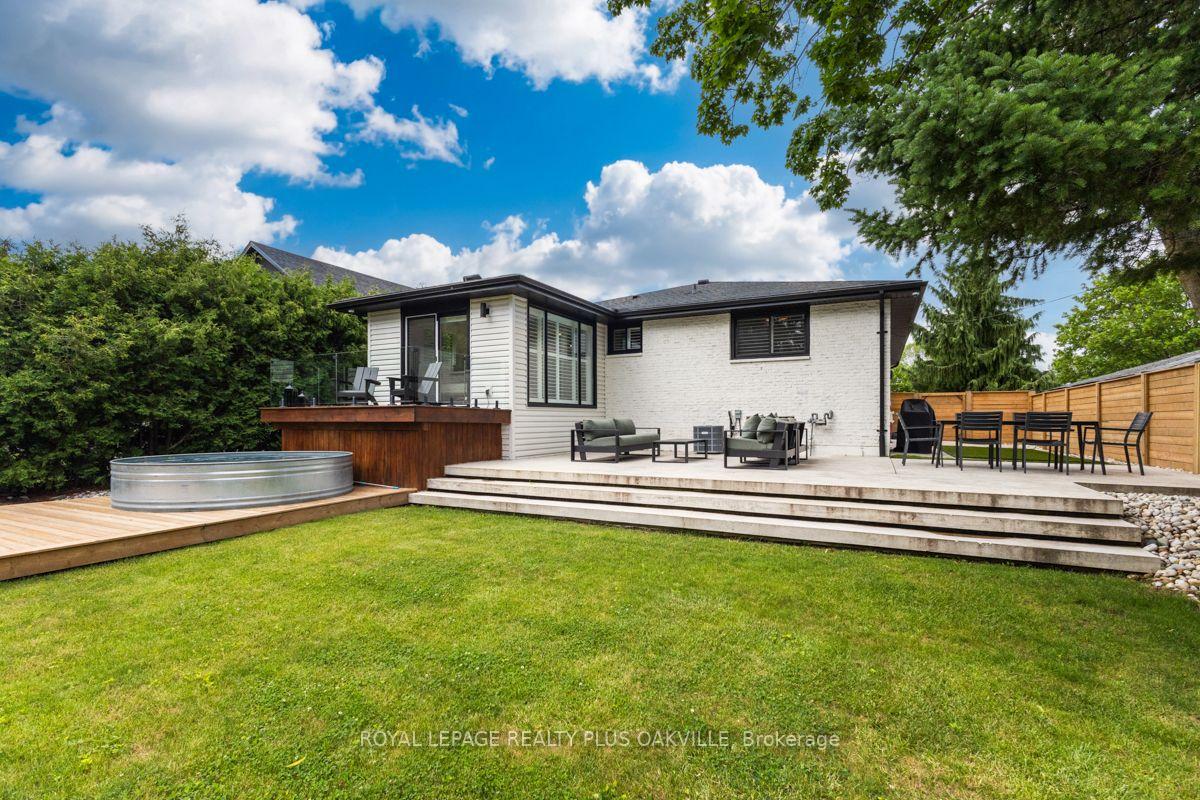 Photo 36 of 336 Tuck Drive, Burlington, Shoreacres — HOMEH