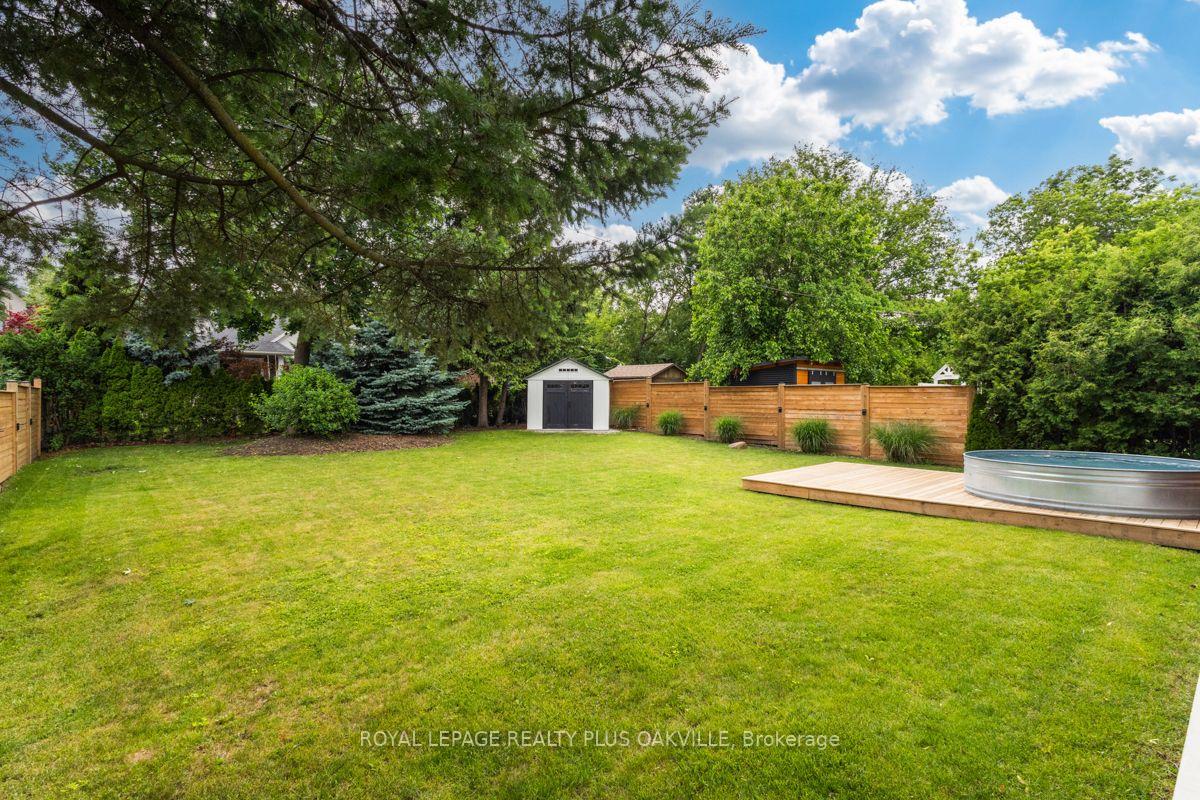 Photo 37 of 336 Tuck Drive, Burlington, Shoreacres — HOMEH