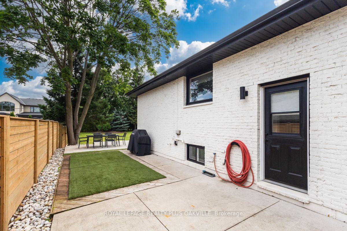 Photo 45 of 336 Tuck Drive, Burlington, Shoreacres — HOMEH