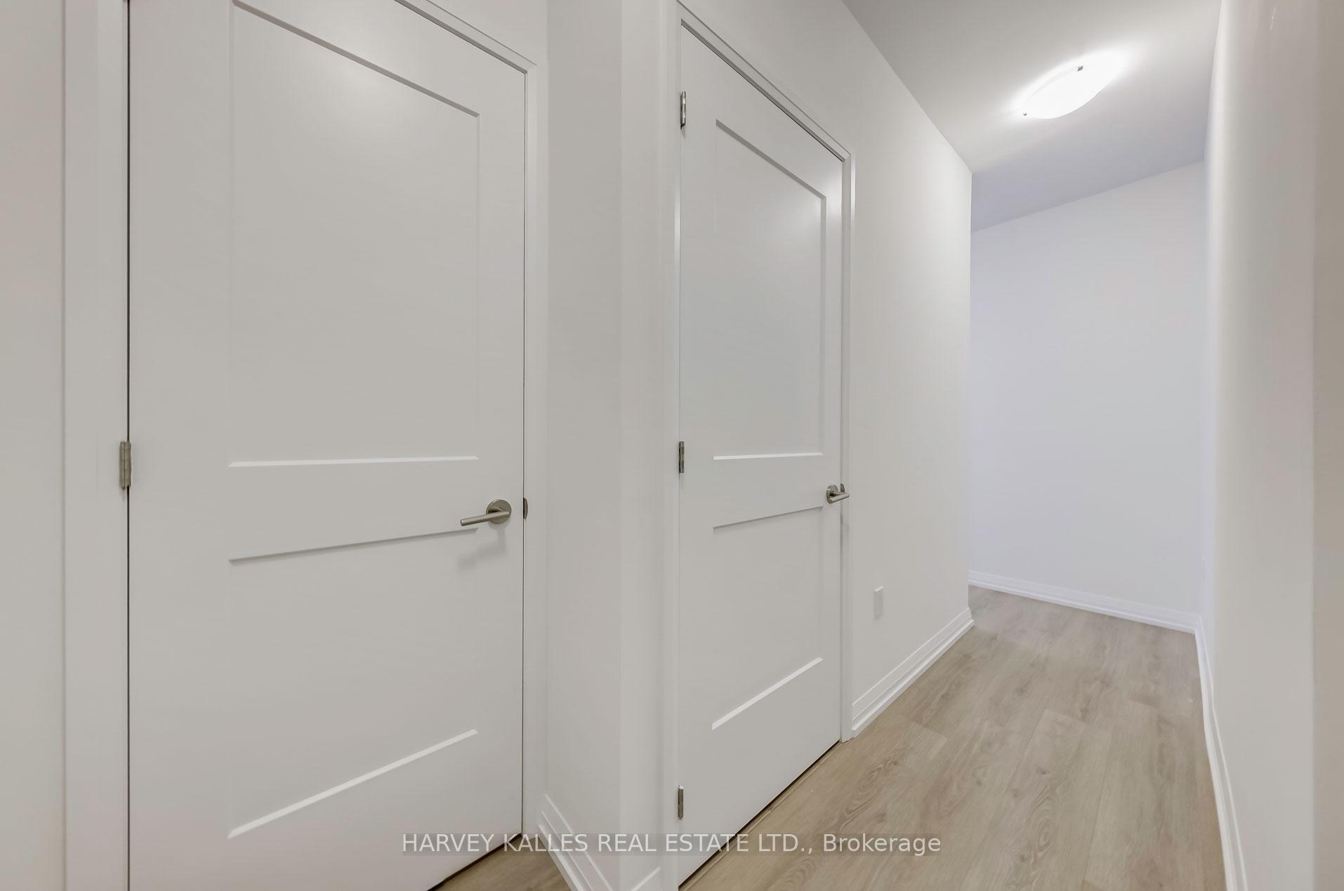 Photo 2 of Unit 2209, 25 Holly Street, Toronto, Mount Pleasant West — HOMEH