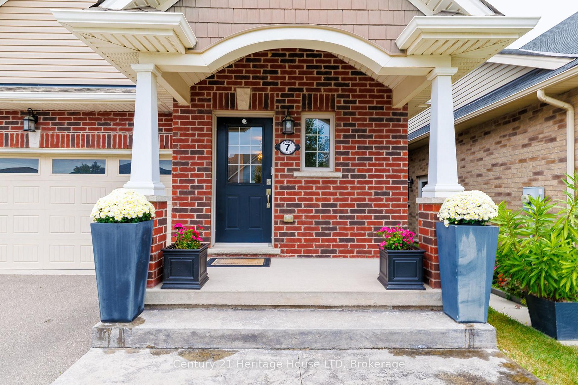Photo 5 of 7 Kenmar Court, St. Catharines, Secord Woods — HOMEH
