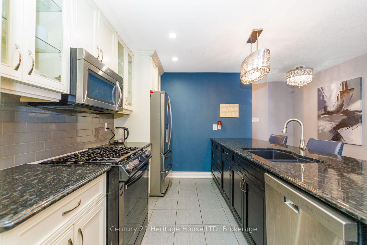Photo 11 of 7 Kenmar Court, St. Catharines, Secord Woods — HOMEH