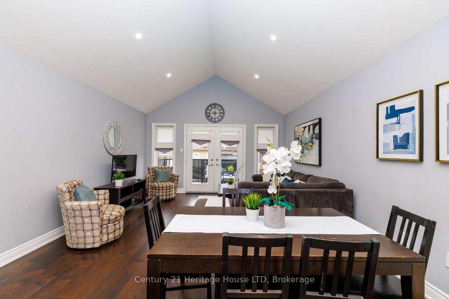 Photo 12 of 7 Kenmar Court, St. Catharines, Secord Woods — HOMEH