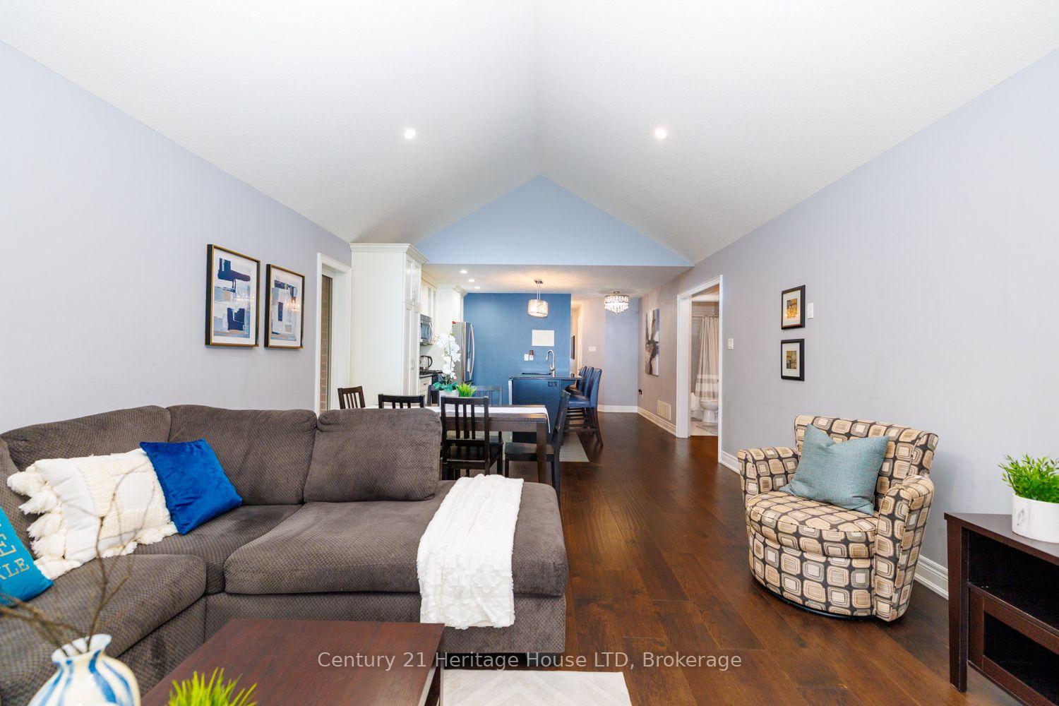 Photo 16 of 7 Kenmar Court, St. Catharines, Secord Woods — HOMEH