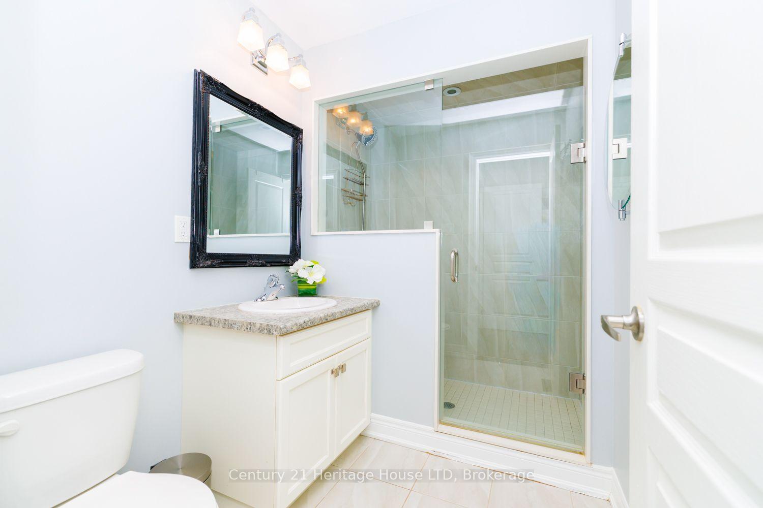 Photo 21 of 7 Kenmar Court, St. Catharines, Secord Woods — HOMEH