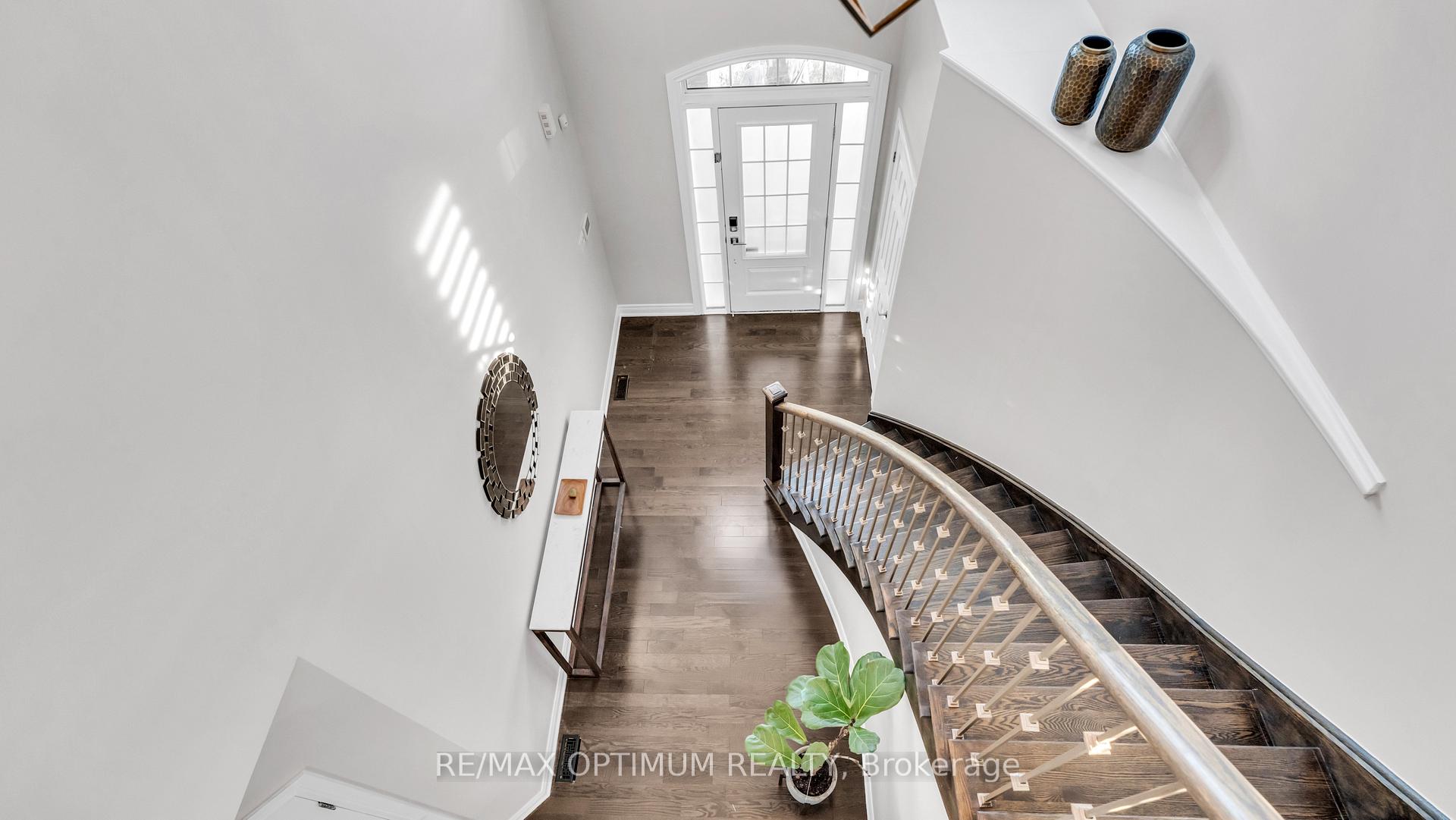 Photo 5 of 40 Attraction Drive, Brampton, Bram West — HOMEH