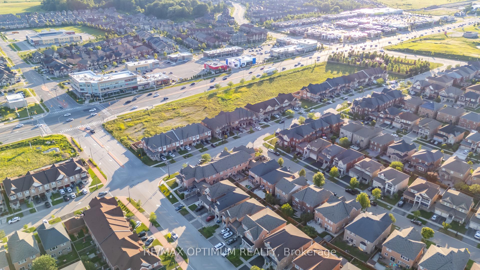 Photo 45 of 40 Attraction Drive, Brampton, Bram West — HOMEH
