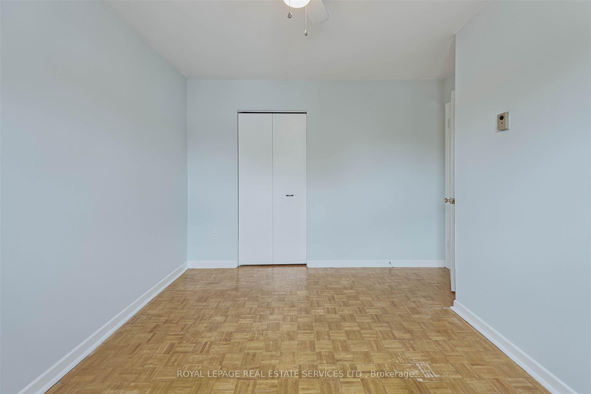 Photo 9 of Unit Back, 2875 Bloor Street, Etobicoke, Stonegate-Queensway — HOMEH