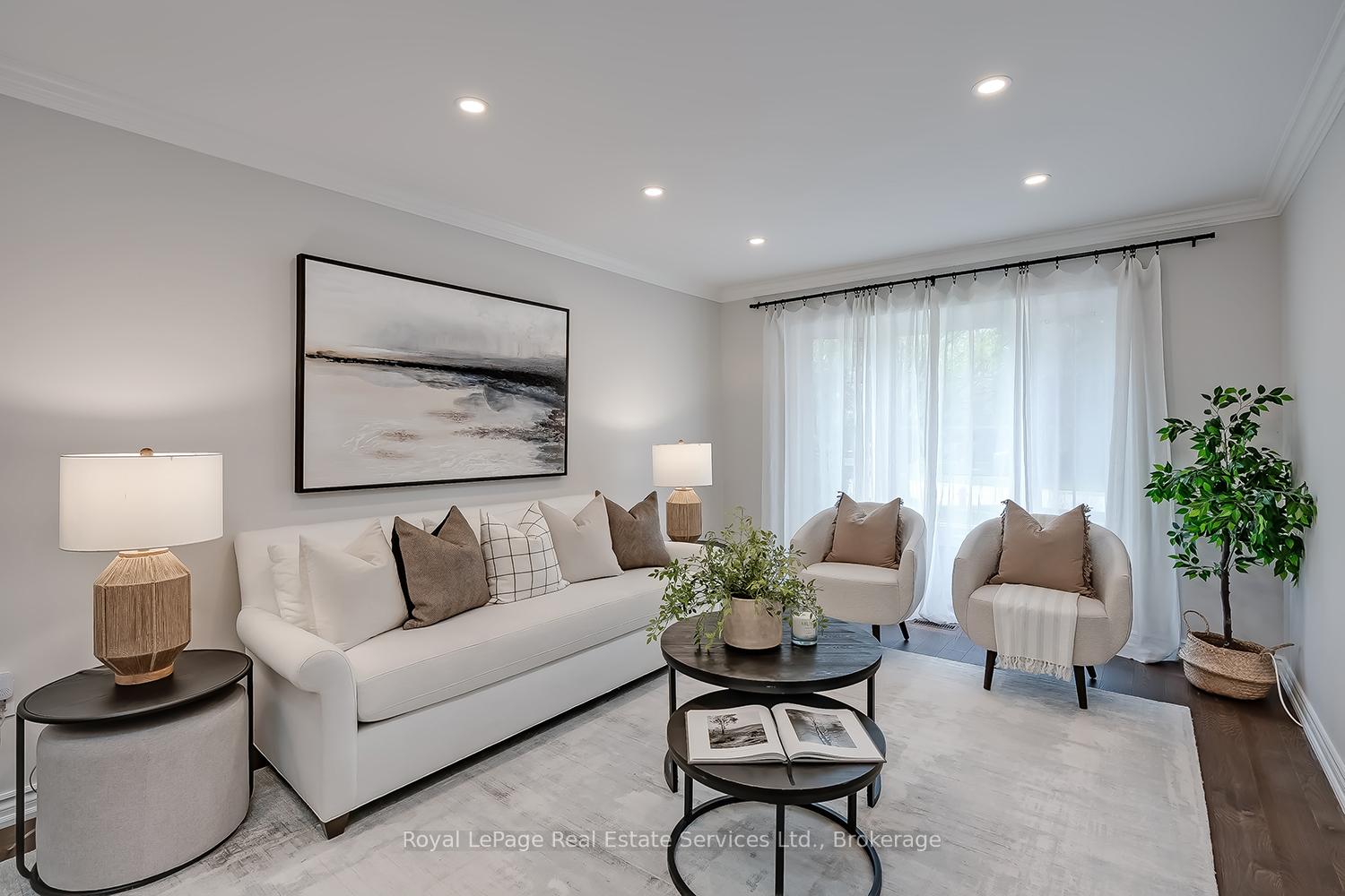 Photo 7 of 1429 Thistledown Road, Oakville, Glen Abbey — HOMEH