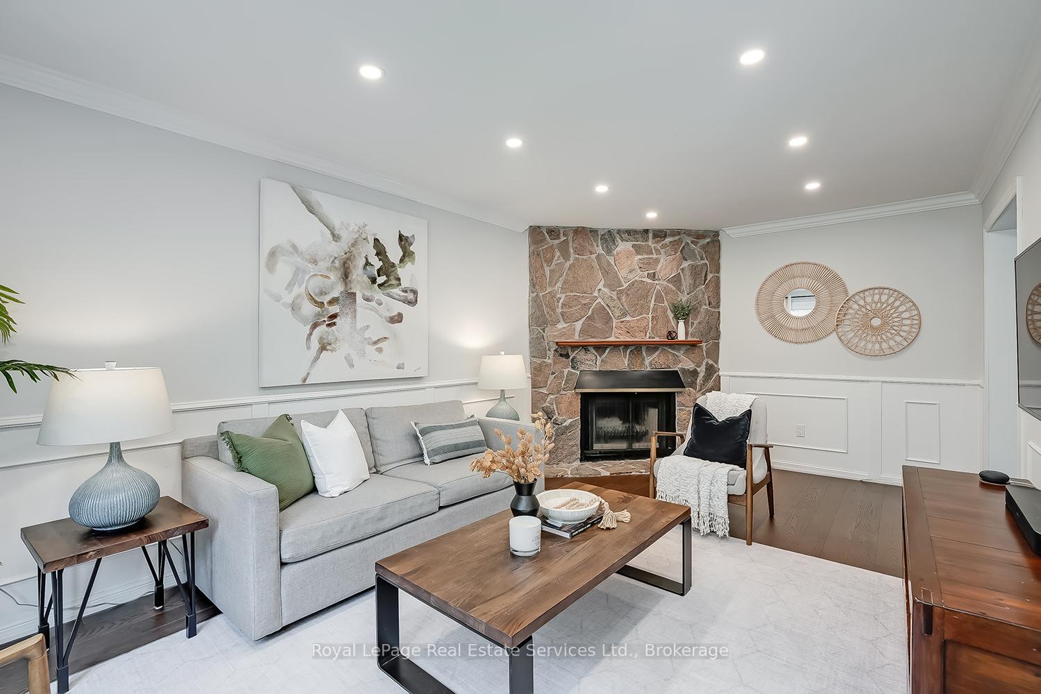 Photo 11 of 1429 Thistledown Road, Oakville, Glen Abbey — HOMEH