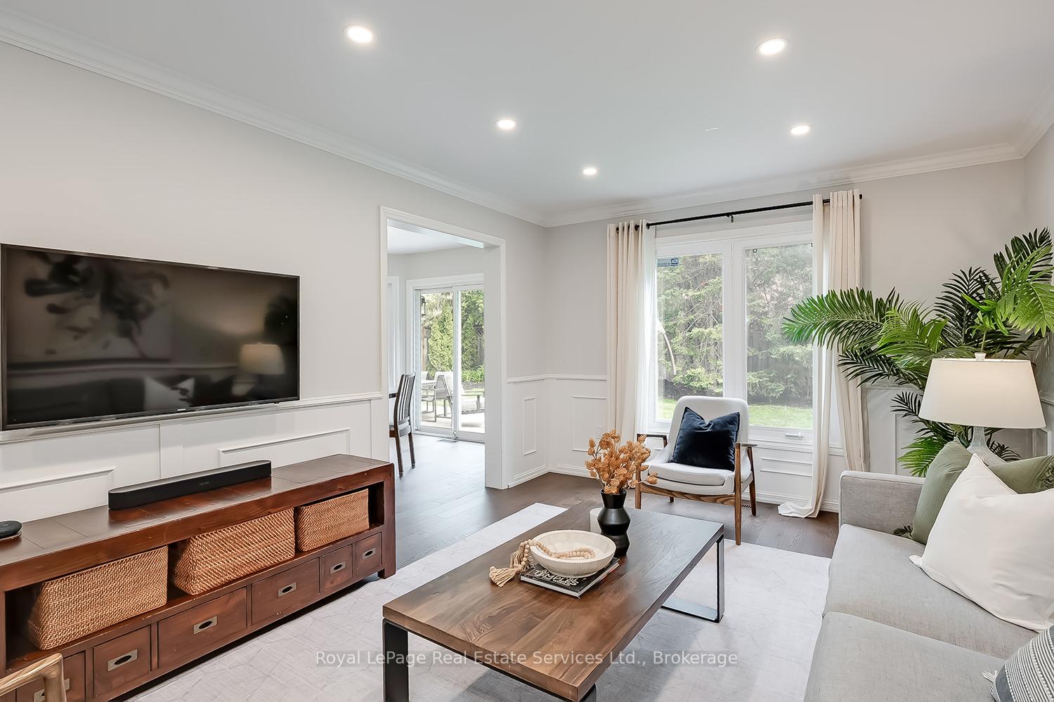 Photo 12 of 1429 Thistledown Road, Oakville, Glen Abbey — HOMEH