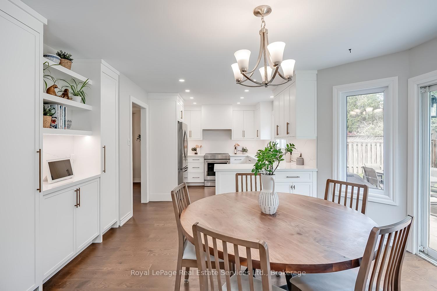 Photo 14 of 1429 Thistledown Road, Oakville, Glen Abbey — HOMEH