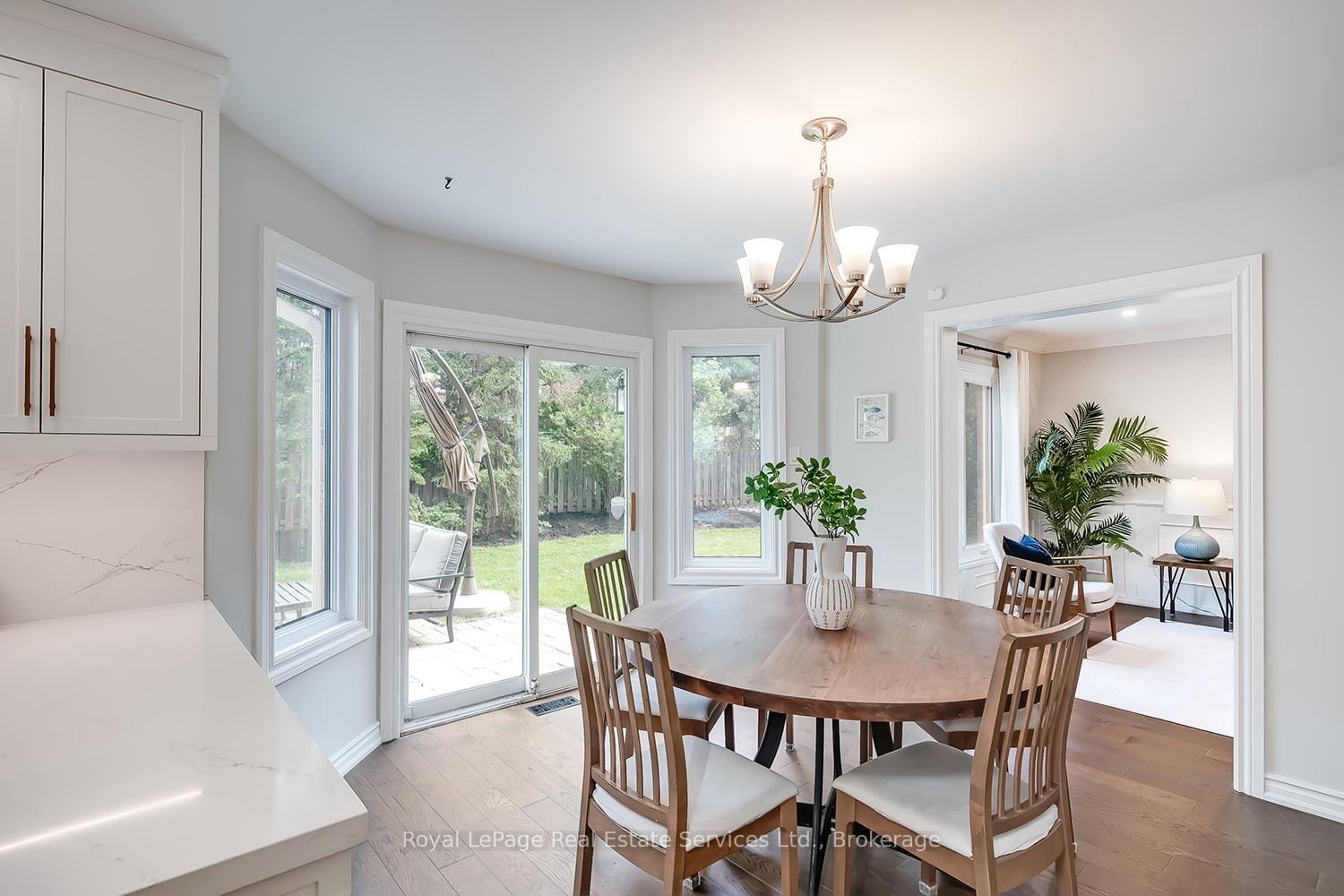 Photo 15 of 1429 Thistledown Road, Oakville, Glen Abbey — HOMEH