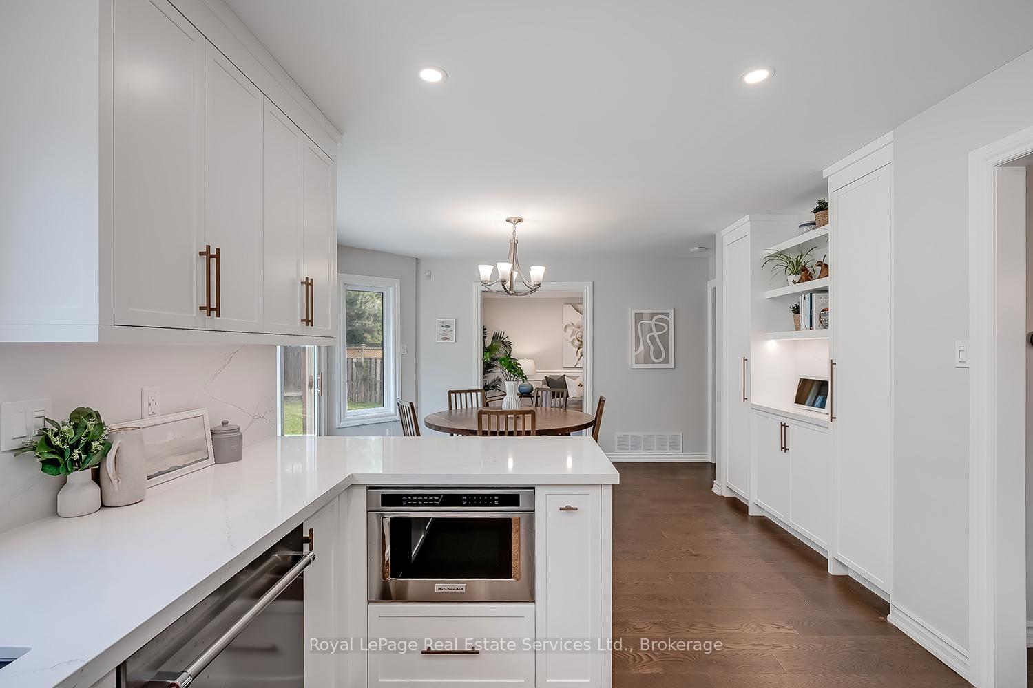 Photo 18 of 1429 Thistledown Road, Oakville, Glen Abbey — HOMEH