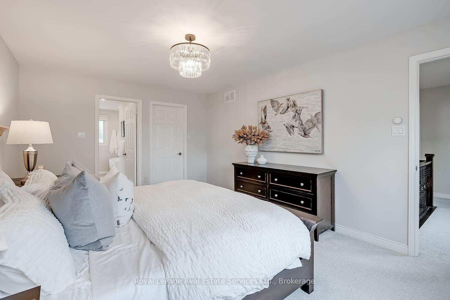 Photo 25 of 1429 Thistledown Road, Oakville, Glen Abbey — HOMEH