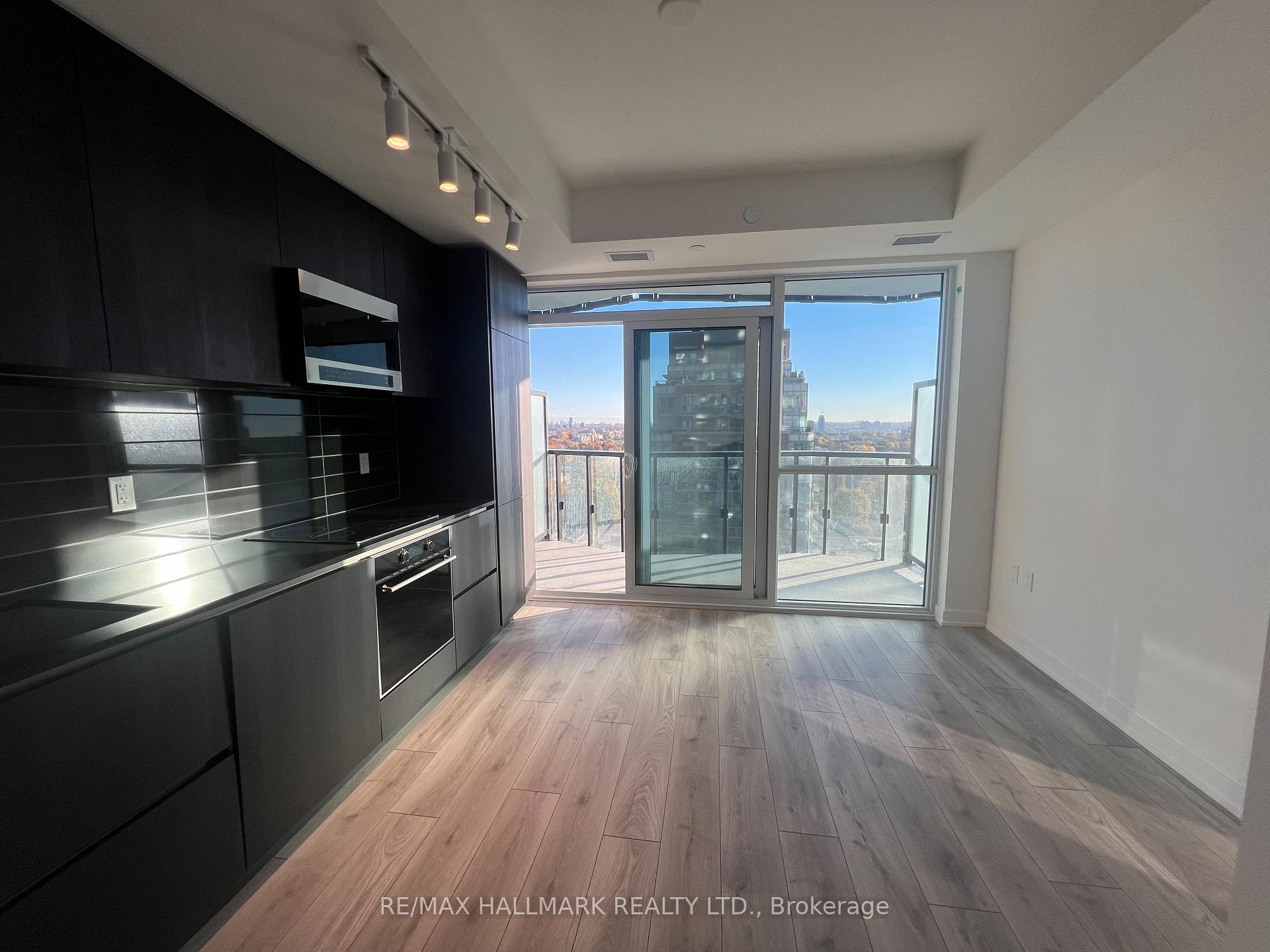 Photo 9 of Unit 1303, 120 Broadway Avenue, Toronto, Mount Pleasant West — HOMEH