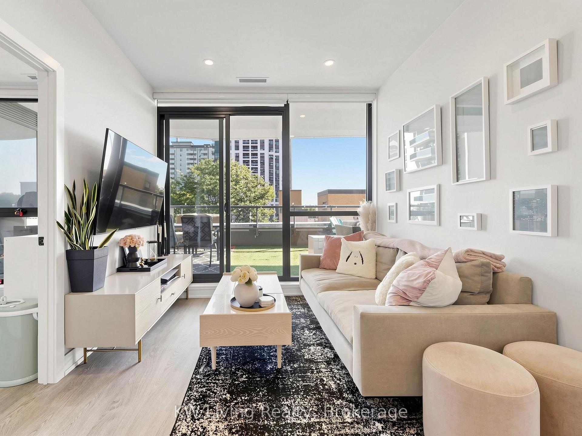 Photo of Unit 406, 11 Lillian Street