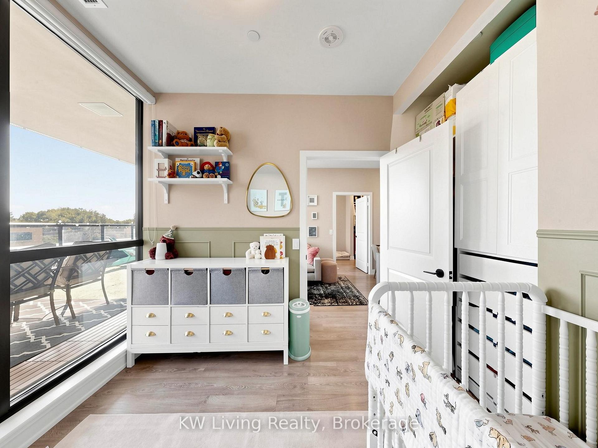 Photo 24 of Unit 406, 11 Lillian Street, Toronto, Mount Pleasant West — HOMEH